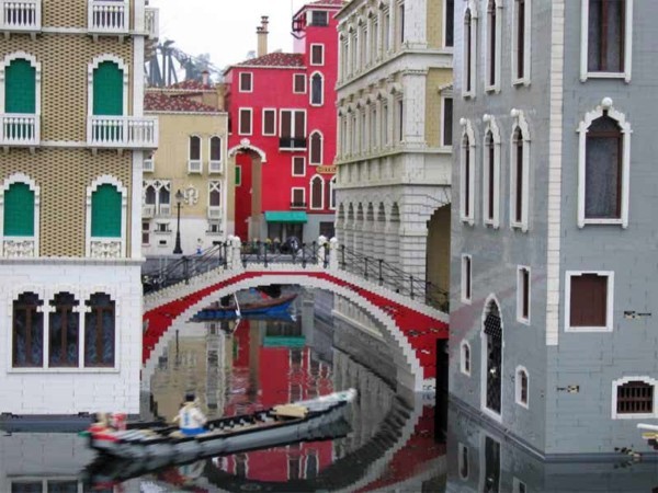 Удивительная Венеция из Lego (10 фото)