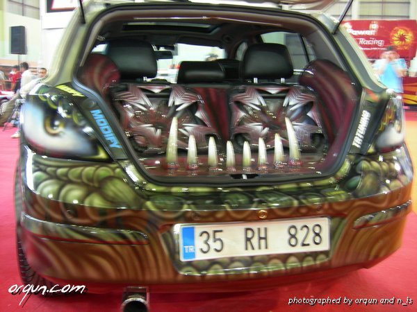 Expo 2006 Tuning Show - любителям красивых машин (64 фото)