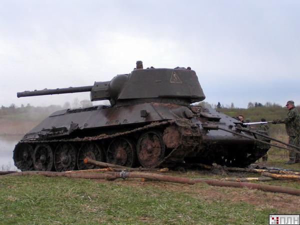  T-34 (9 )