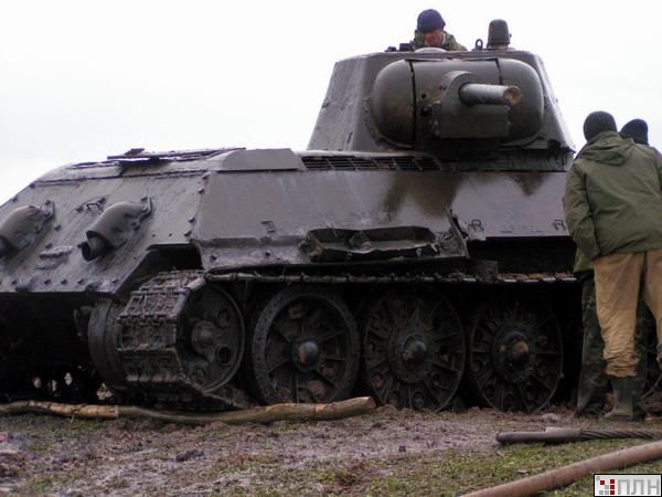  T-34 (9 )
