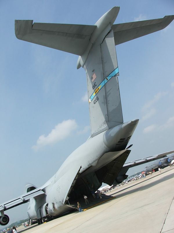 Самолёт С -117 - гордость американской авиации! (7 фото)