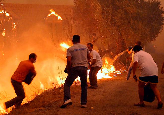 Пожары в Греции! (11 фото)