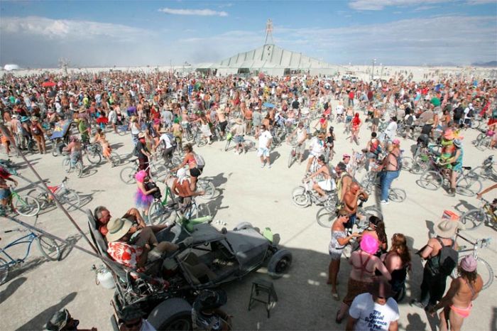 Burning Man Festival (12 )