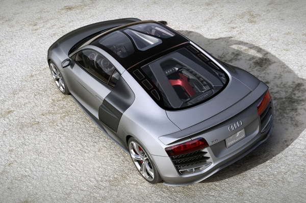   Audi R8   (9  + )