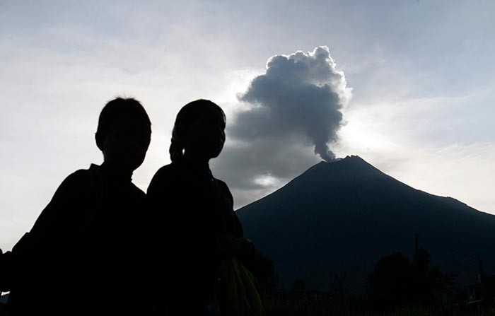 Вулкан Тунгурауа (2 фото)