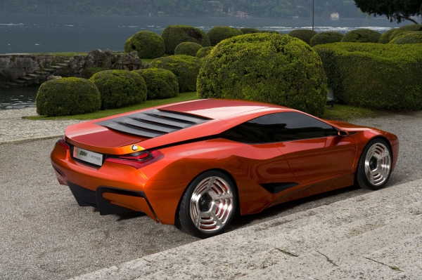 BMW    BMW M1 Hommage (6 )