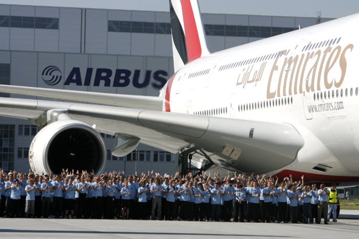 Airbus A380    - ! (6 )