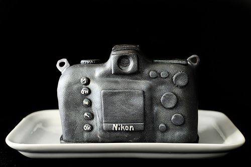     Nikon (5 )