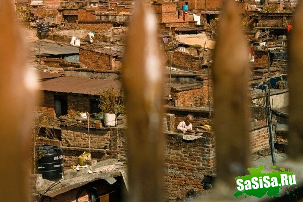 Вот такие крыши в Непале... (13 фото)