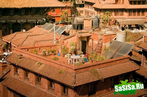 Вот такие крыши в Непале... (13 фото)