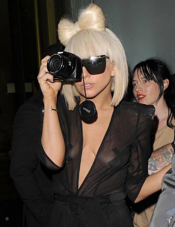 Lady GaGa     (11 )