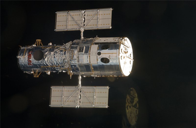   Hubble (15 )