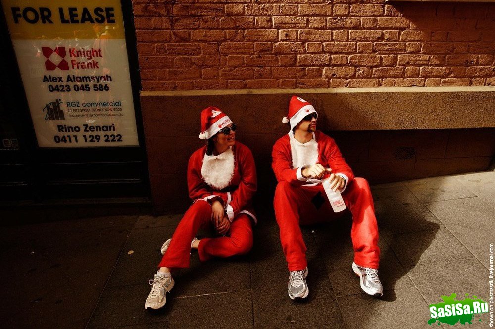 Забег Санта-Клаусов в Сиднее (9 фото)