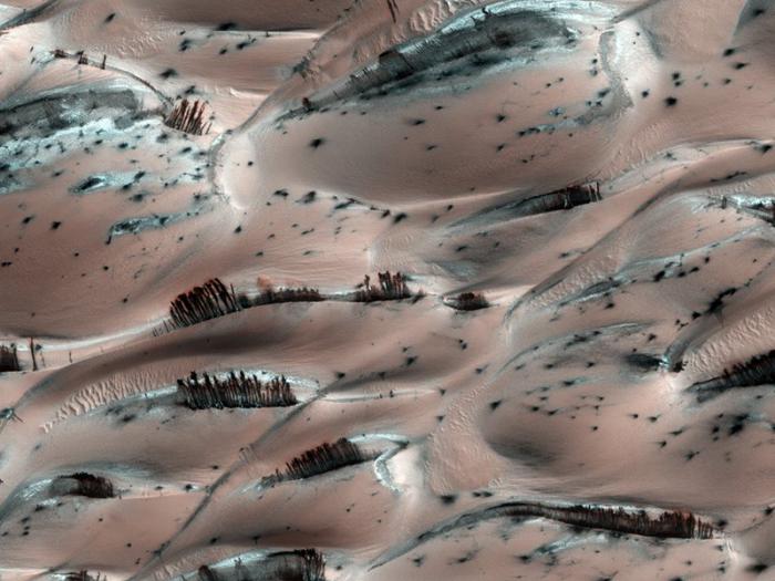 Свежие снимки Марса (4 фото)