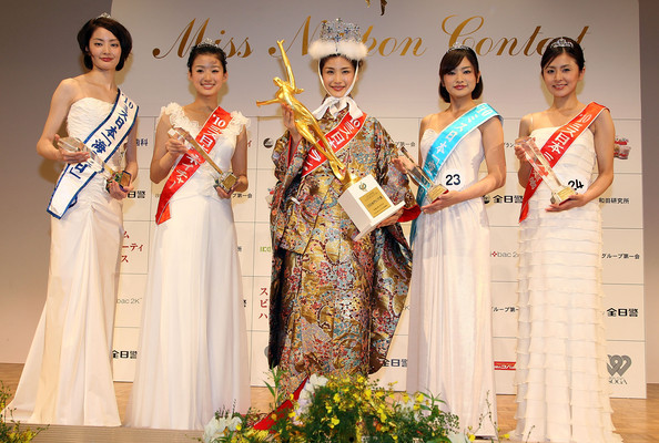В Токио прошел конкурс Мисс Япония 2010 (8 фото)