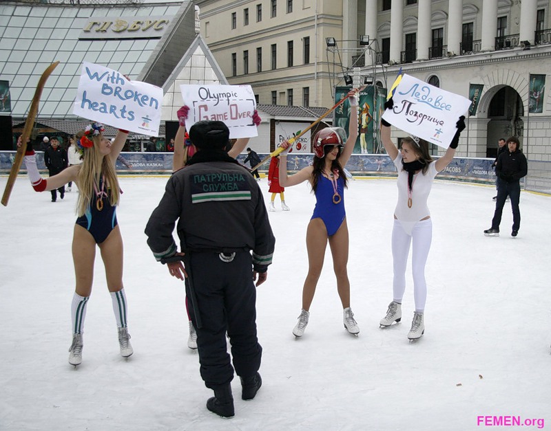   FEMEN... (4 )