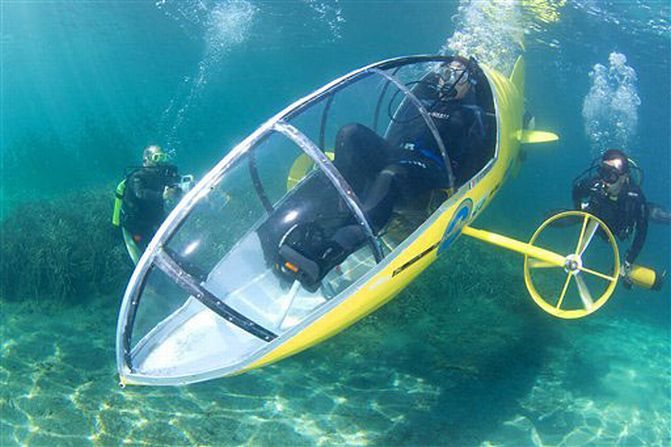 Подводный велосипед (2 фото)