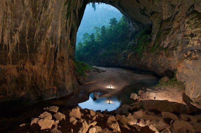 Гигантская пещера Son Doong (15 фото)
