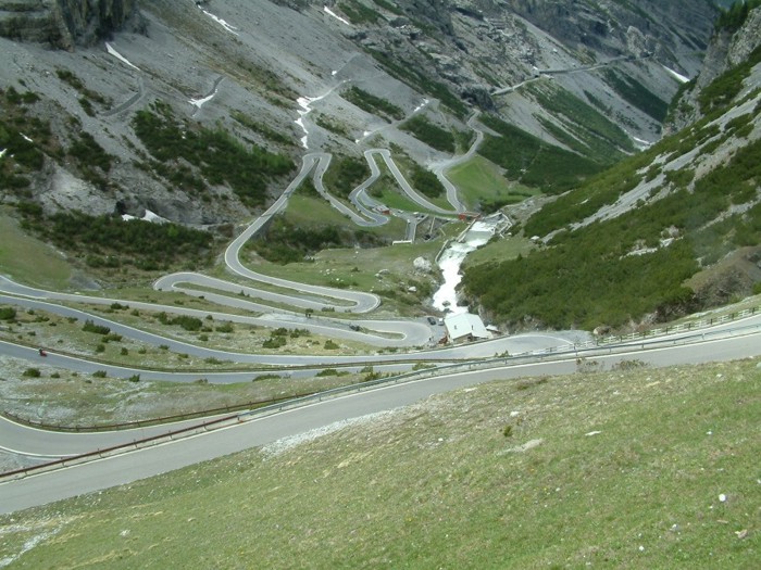 Дорога Stelvio Pass в Италии (4 фото)
