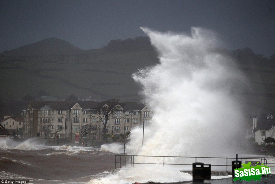 Ураган в Шотландии (11 фото)