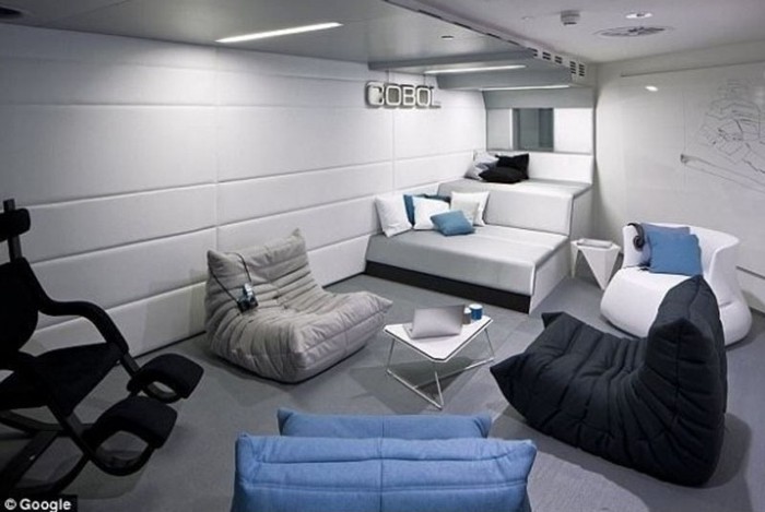 Компания Google открыла в Лондоне офис в стиле космического корабля (172фото)