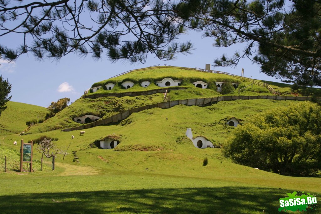 Сказочный Хоббитон в Новой Зеландии (6 фото)