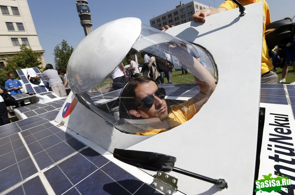 Автомобили на солнечной энергии от чилийских студентов (9 фото)