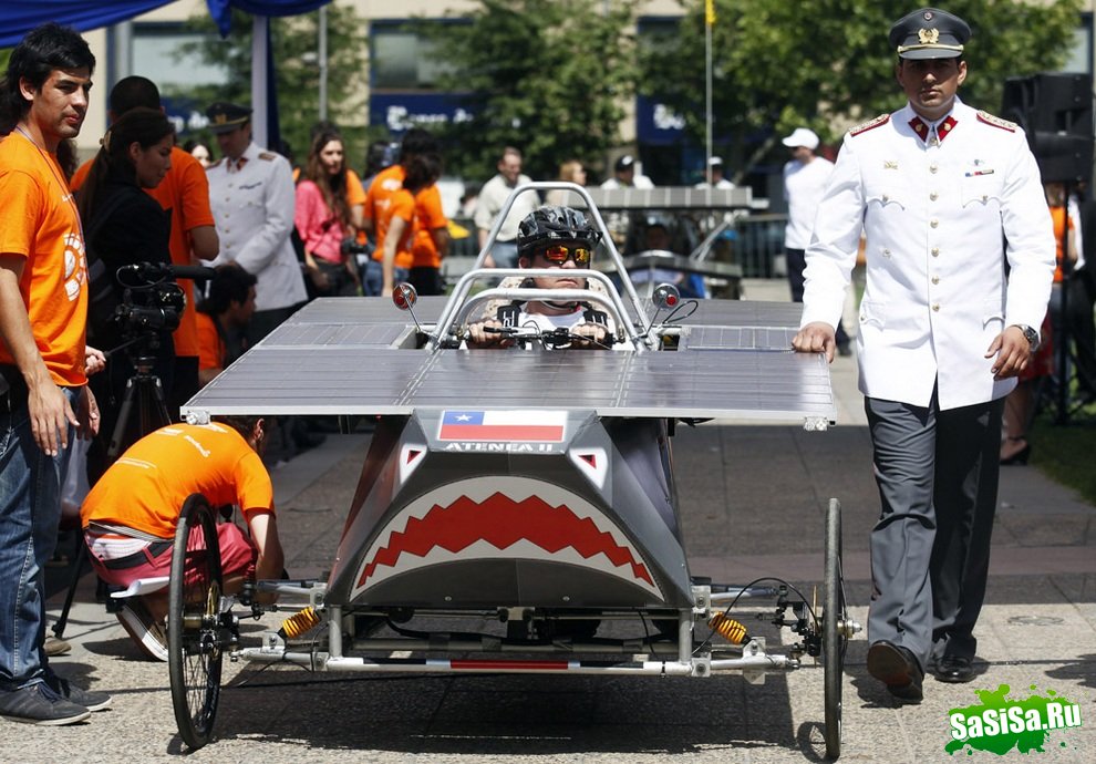 Автомобили на солнечной энергии от чилийских студентов (9 фото)