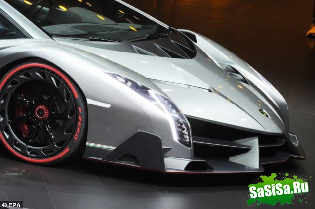  Lamborghini Veneno (8 )