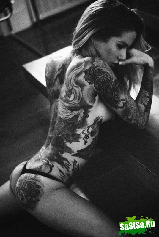Как вы относитесь к татуировкам на женском теле? (18 фото)