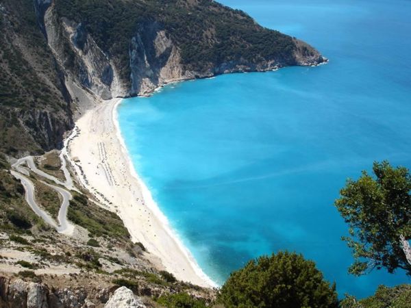 Греческий пляж Миртос (10 фото)