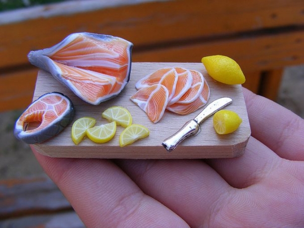 Шай Аарон и его пластиковая миниатюрная еда (24 фото)