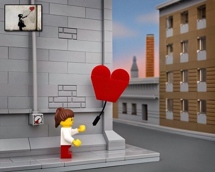 Лего Стрит-Арт от Бэнкси (7 фото)
