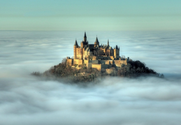 20 самых знаменитых замков, которые пока еще остались на Земле 