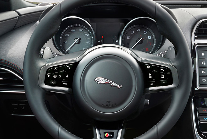 Jaguar XE 2015 -      Jaguar (14   )