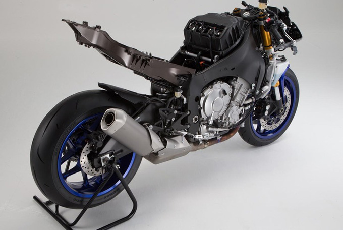 Yamaha YZF-R1 2015 (6   )