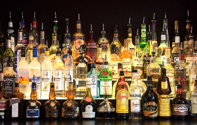Как распознать контрафактный алкоголь (3 фото)
