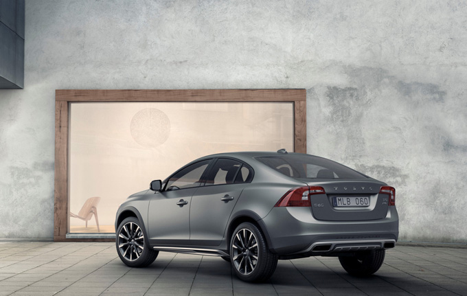 Volvo S60 Cross Country 2016 (6 )