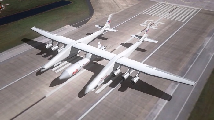 В США ведется строительство крупнейшего самолета в истории авиации (4 фото + видео)
