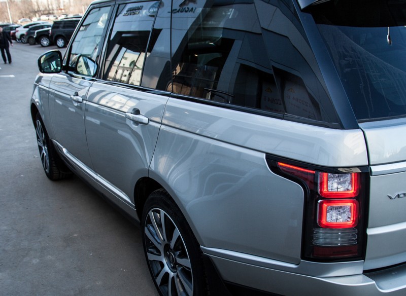 : Range Rover (12 )