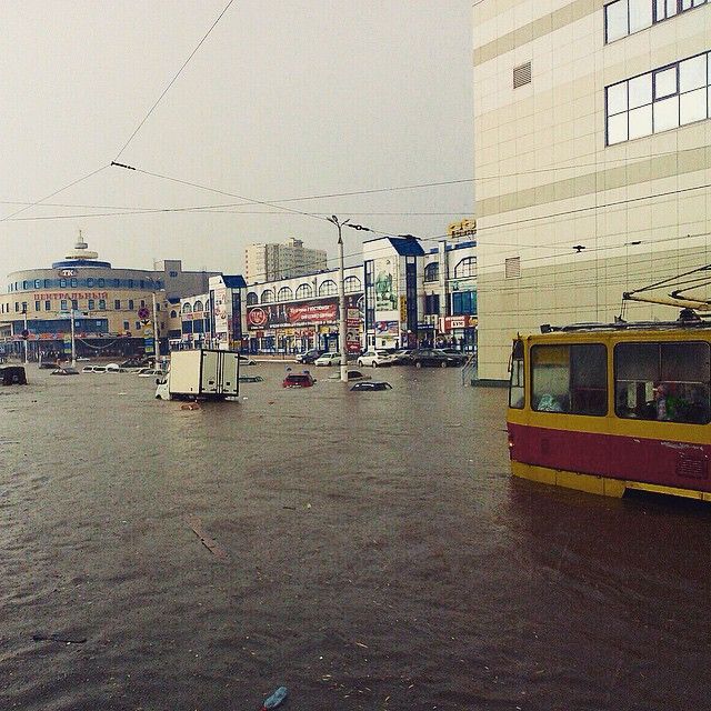 В Курске случился потоп (12 фото + видео)