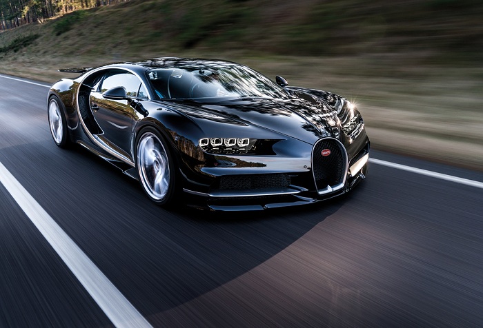 Bugatti Chiron: 1500-   (12 )