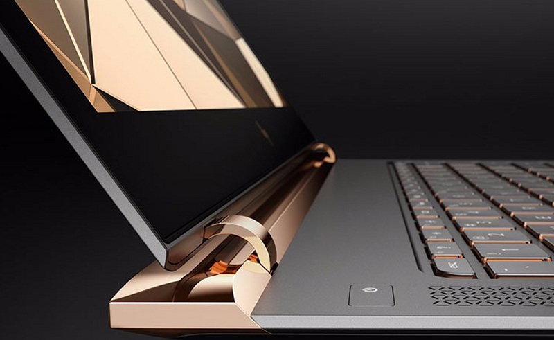 HP Spectre:     (9 )