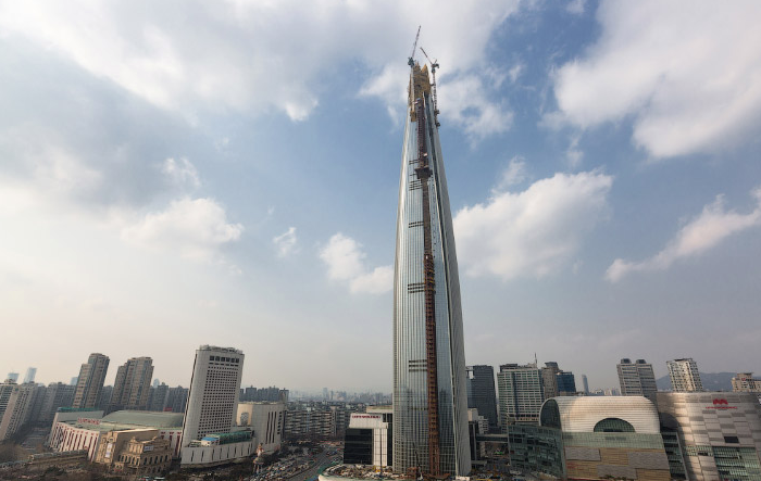     Lotte World Premium Tower (26  + )