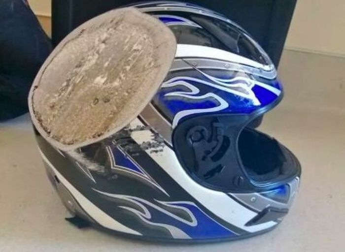 Почему так необходим шлем мотоциклисту или велосипедисту (15 фото)