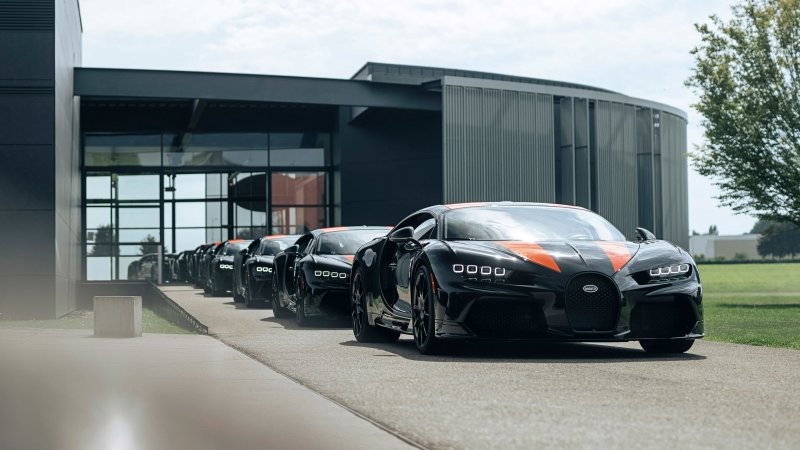 Bugatti представила Chiron Super Sport 300 (6 фото)